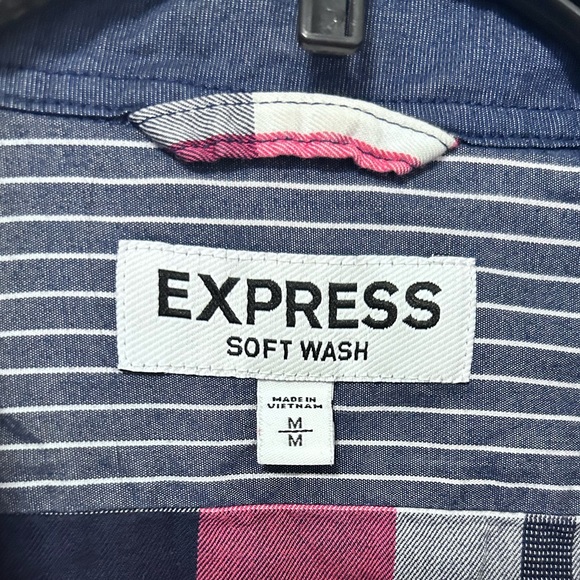 EXPRESS Men’s Flannel Button Down - Picture 5 of 5
